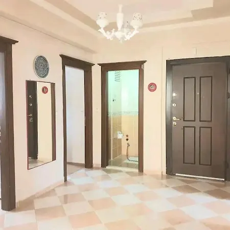 Appartamento Luxury Flat With Parking Lot Near Konyaalti *